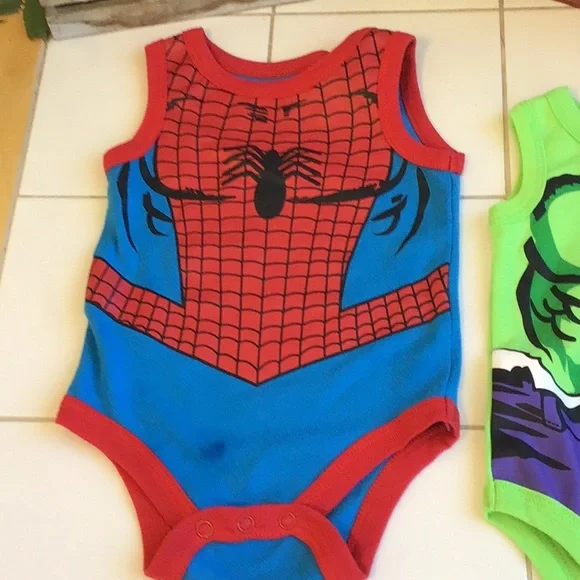 ‘Marvel’ Onesies of Spiderman and The Incredible Hulk (#8) - Picture 2 of 6